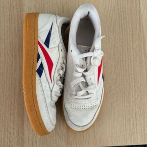 Reebok club classic vector men’s shoe size 6 men’s, size 7.5 women’s